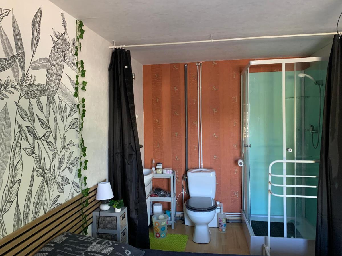 Rilhac-Rancon Une Agreable Chambre Independante מראה חיצוני תמונה